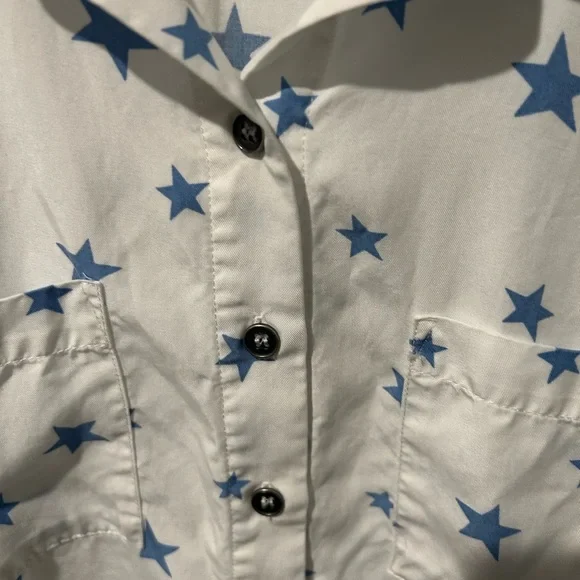 Coldwater Creek White Blouse with Blue Stars - Picture 4 of 4